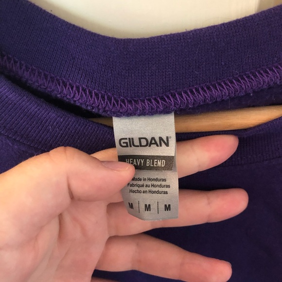 Plain staple piece Gildan purple crewneck hoodie, great condition barely worn. - Picture 2 of 3